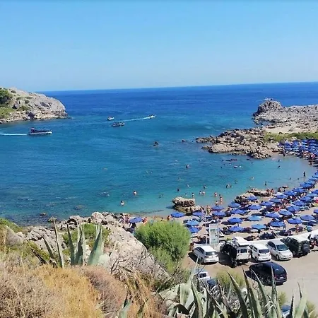 Savvinas House Faliraki-traganou ヴィラ